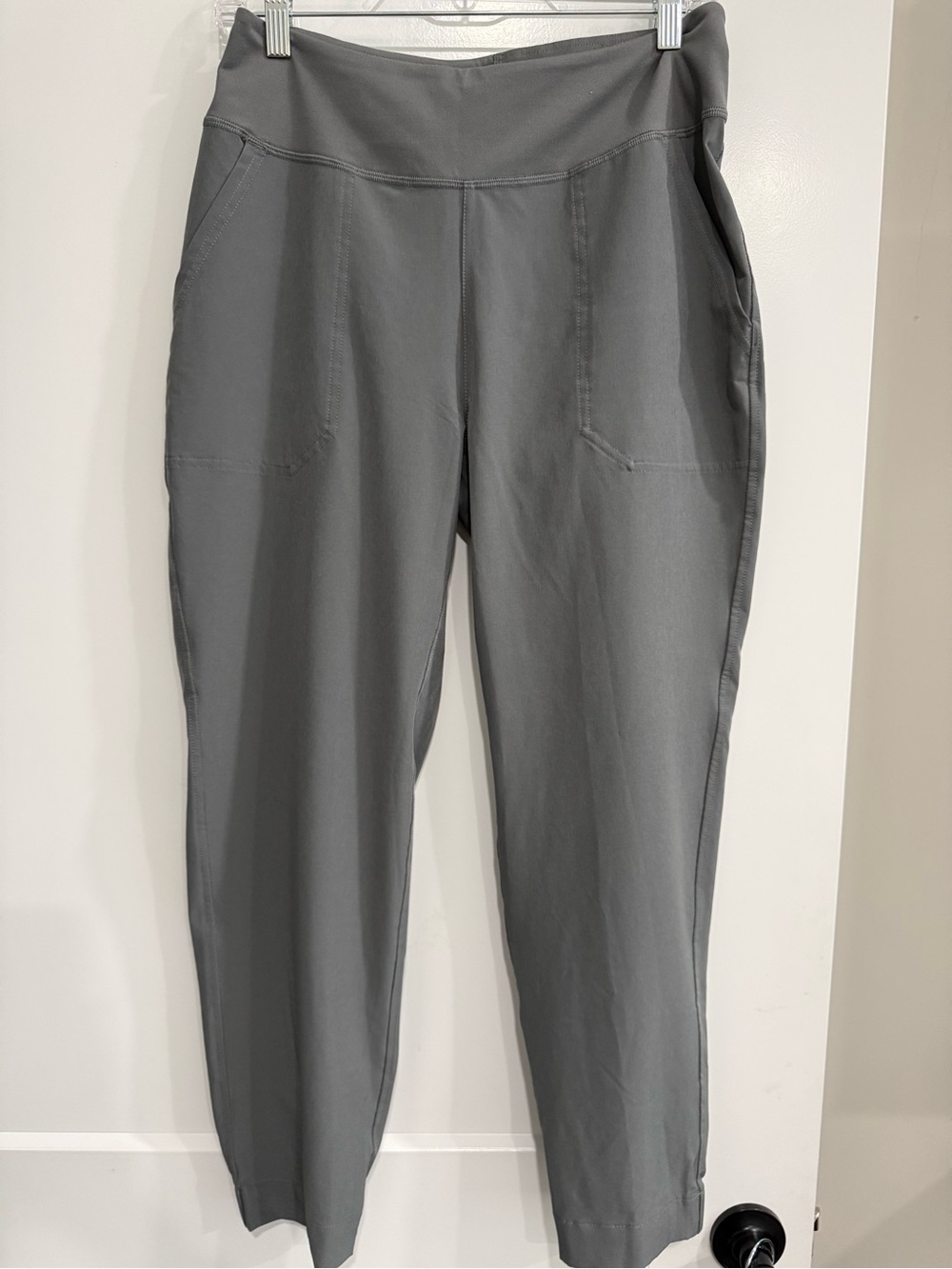 Patagonia Wonen’s Gray Stretch Pull-On Pants
